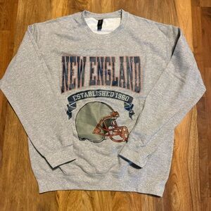 Gildan Gray New England Sweatshirt